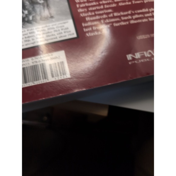 True North in Alaska : Memories of Indians, Eskimos, Bush Pilots Curled Edges - Picture 4 of 9